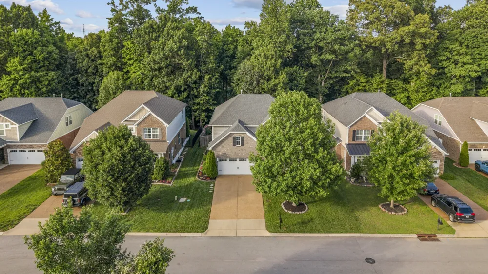 752 Bench Ln Mount Juliet, TN 37122