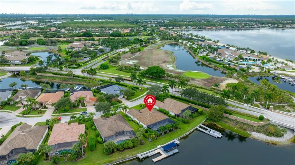 8806 Spinner Cove Lane Naples, FL 34120