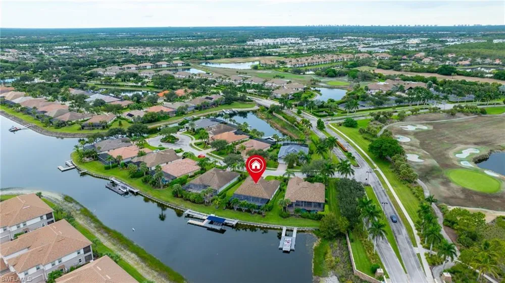8806 Spinner Cove Lane Naples, FL 34120