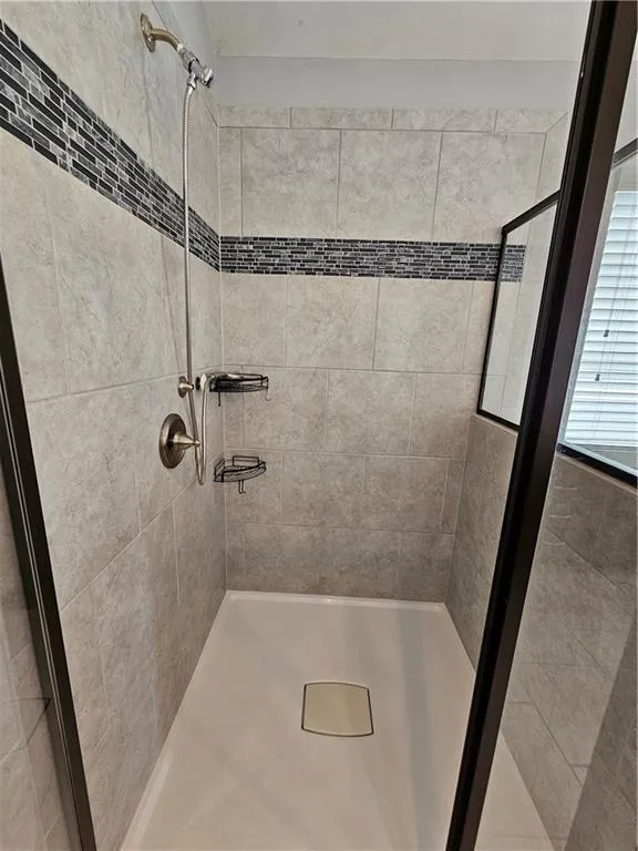 3218 Leyden Court Buford, GA 30519