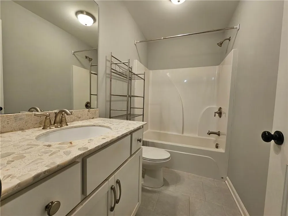 3218 Leyden Court Buford, GA 30519