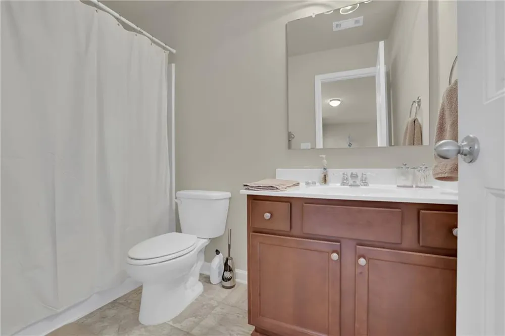 630 Collingsworth Lane Lawrenceville, GA 30043