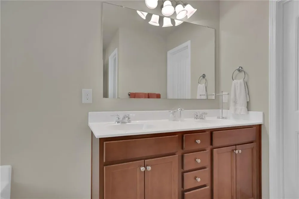 630 Collingsworth Lane Lawrenceville, GA 30043