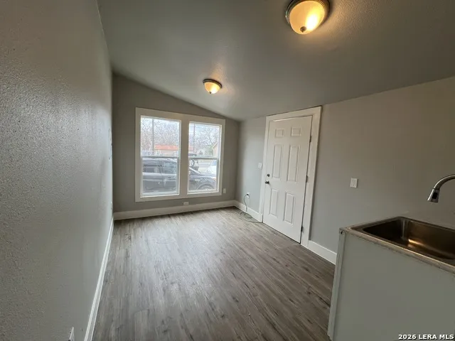 101 Stanley Ct San Antonio, TX 78214