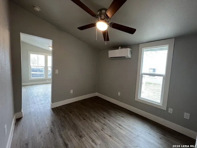 101 Stanley Ct San Antonio, TX 78214