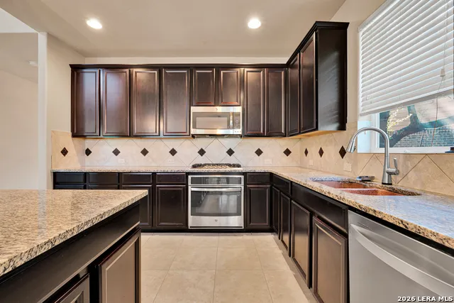 3303 Cherokee Cv San Antonio, TX 78253