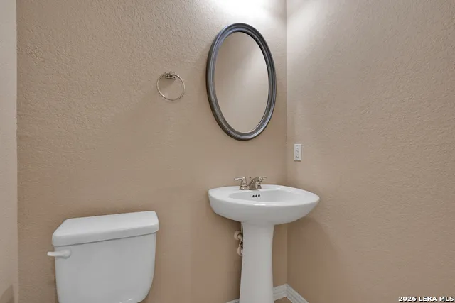 3303 Cherokee Cv San Antonio, TX 78253