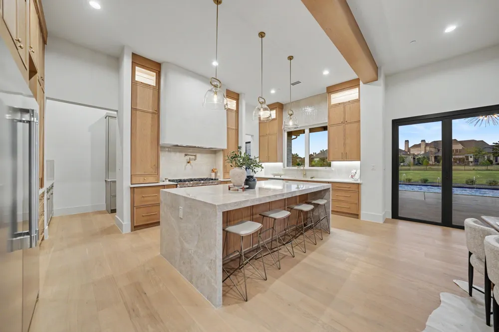 425 Dennis Bailey Lane Heath, TX 75032