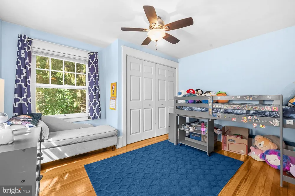 35 E IRVIN AVENUE E Hagerstown, MD 21742