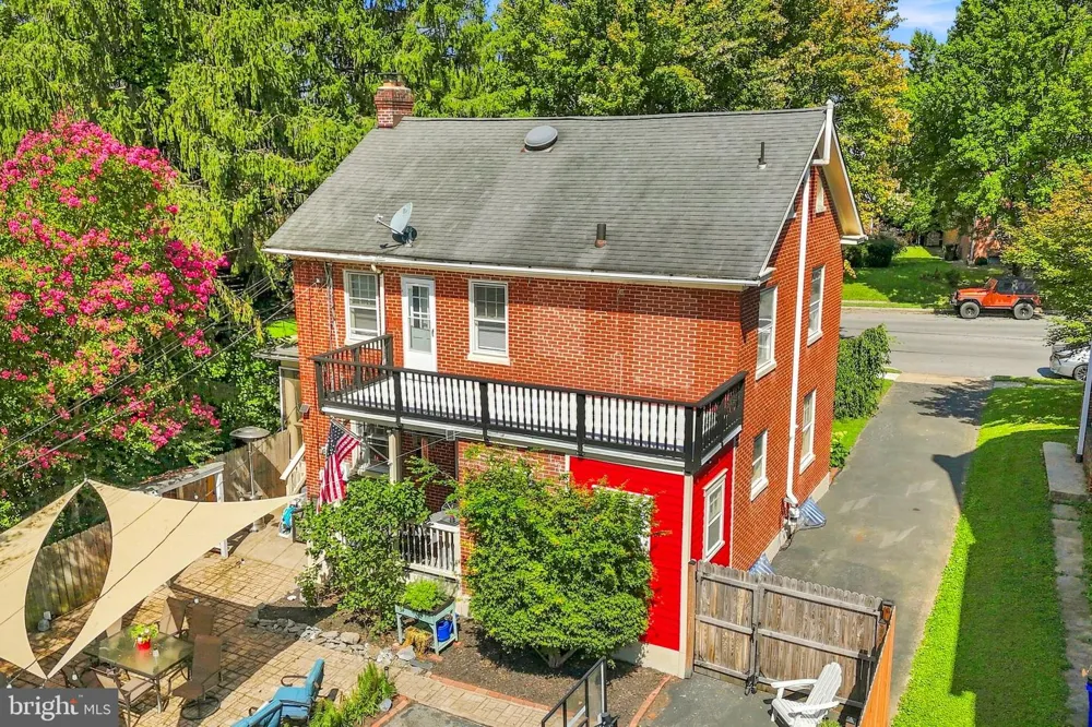 35 E IRVIN AVENUE E Hagerstown, MD 21742