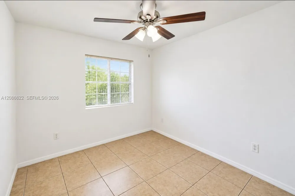 13 S Royal Poinciana Blvd #20 Miami Springs, FL 33166
