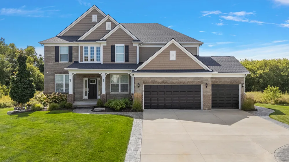 2354 Findley Circle Lake Orion, MI 48360