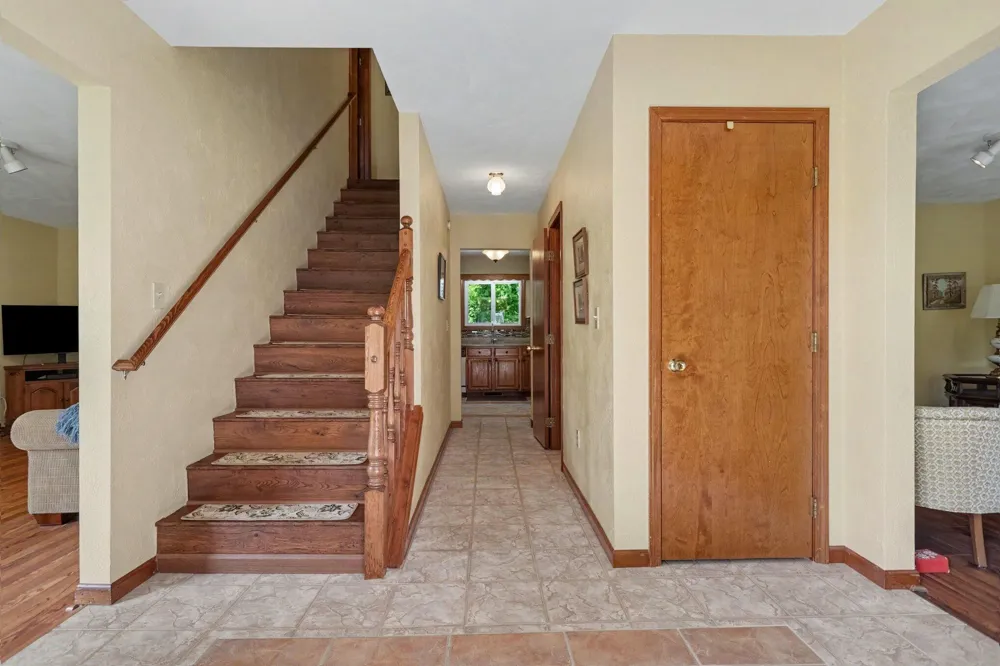 141 Rosewood Trail Battle Creek, MI 49014