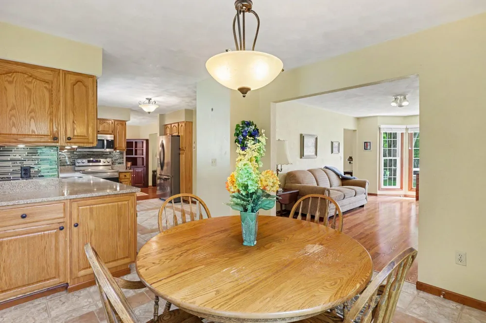 141 Rosewood Trail Battle Creek, MI 49014