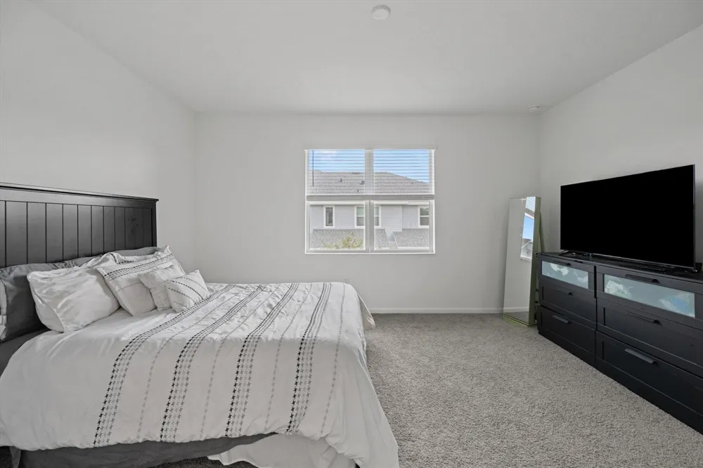 5001 Longwood Lake Square Westlake, FL 33470