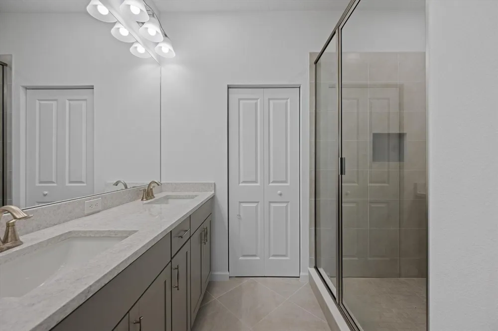 5001 Longwood Lake Square Westlake, FL 33470