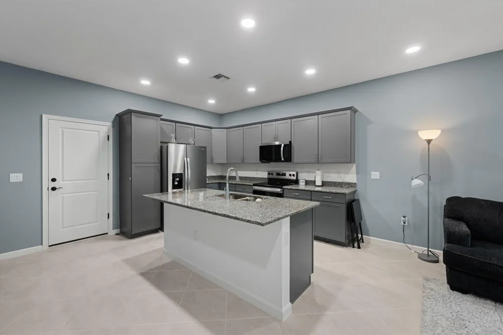 5001 Longwood Lake Square Westlake, FL 33470