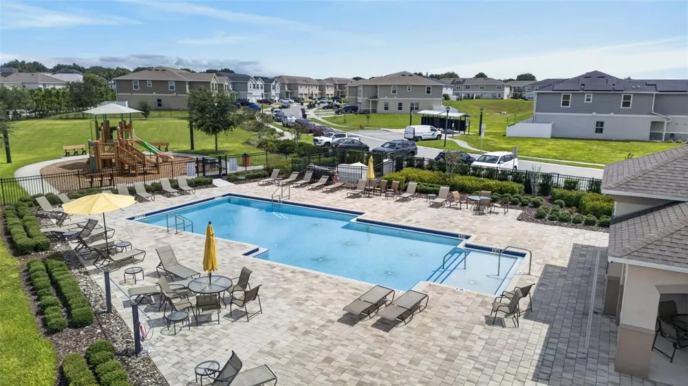 1405 MIRABELLA CIRCLE Davenport, FL 33897