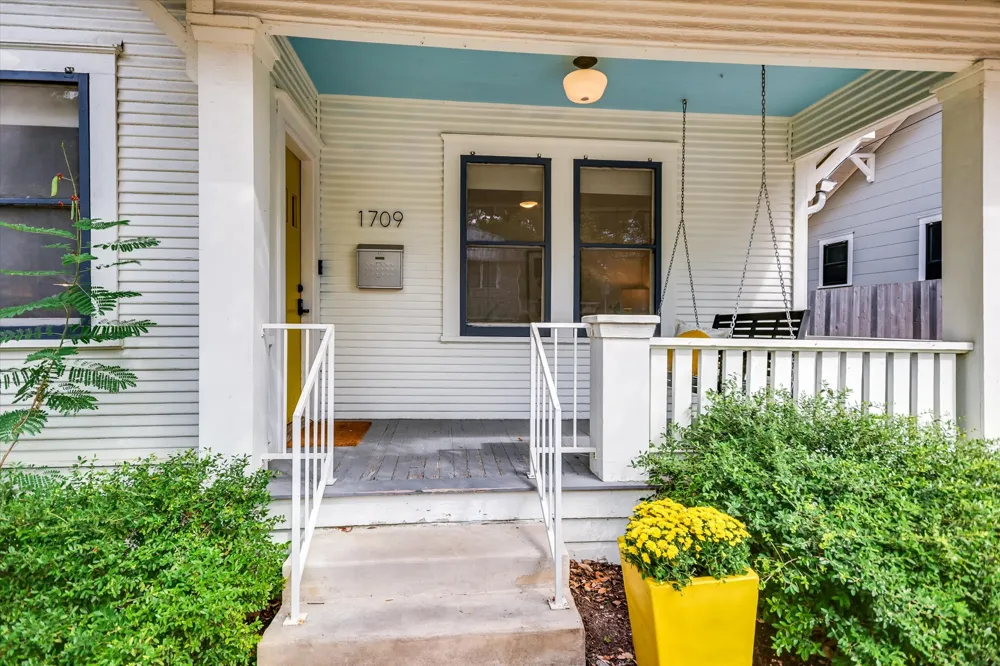 1709 Drake Avenue Austin, TX 78704