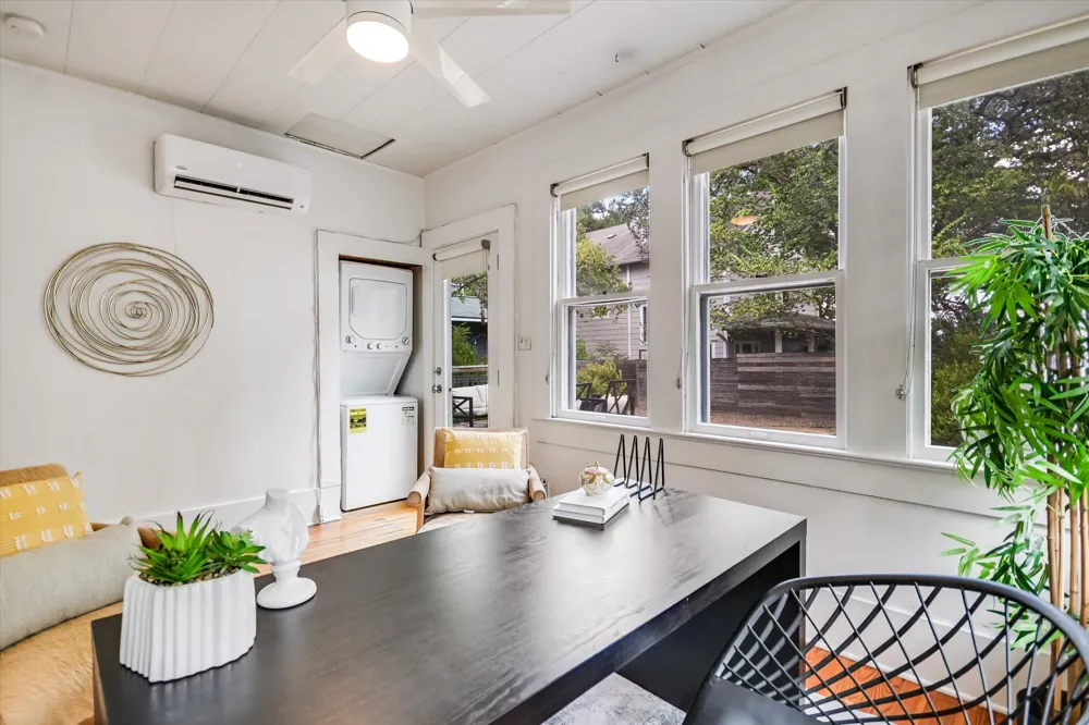 1709 Drake Avenue Austin, TX 78704