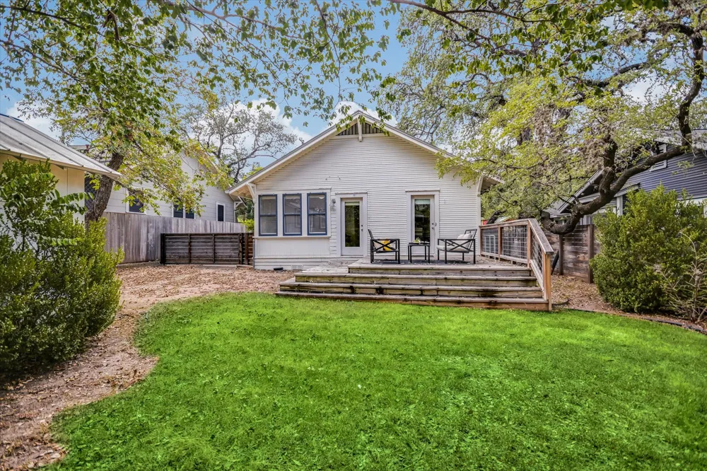 1709 Drake Avenue Austin, TX 78704