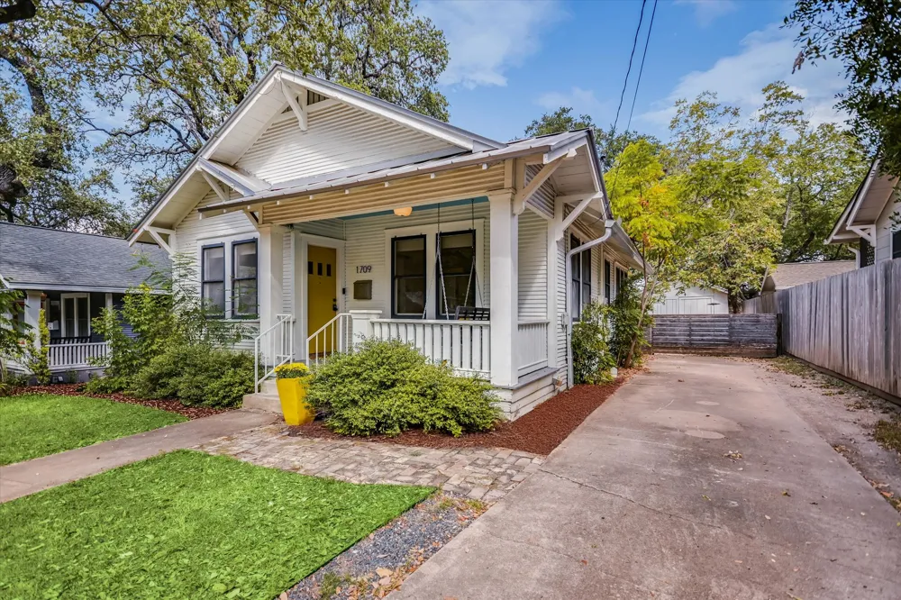 1709 Drake Avenue Austin, TX 78704