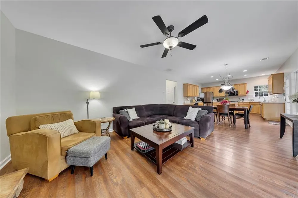 419 Highlands Loop Woodstock, GA 30188