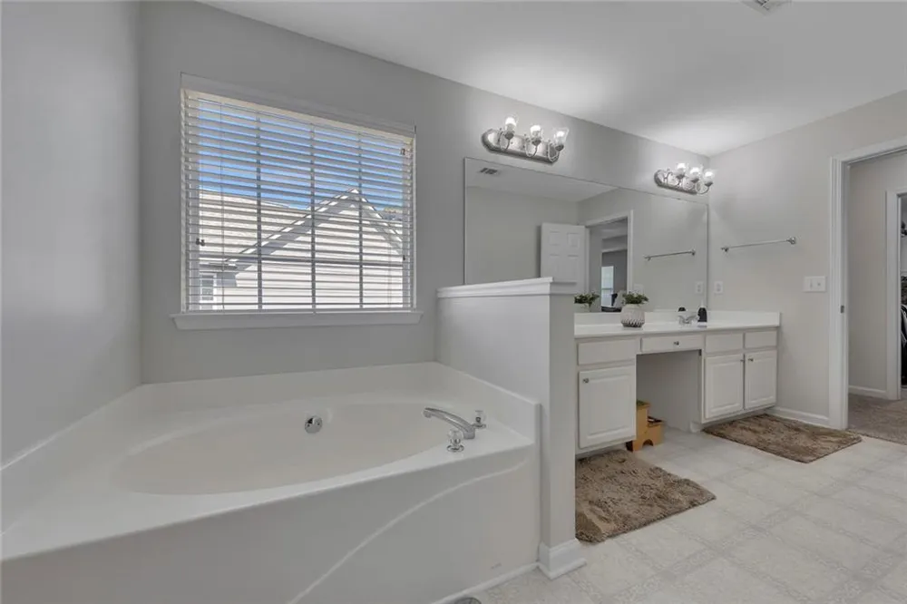 419 Highlands Loop Woodstock, GA 30188