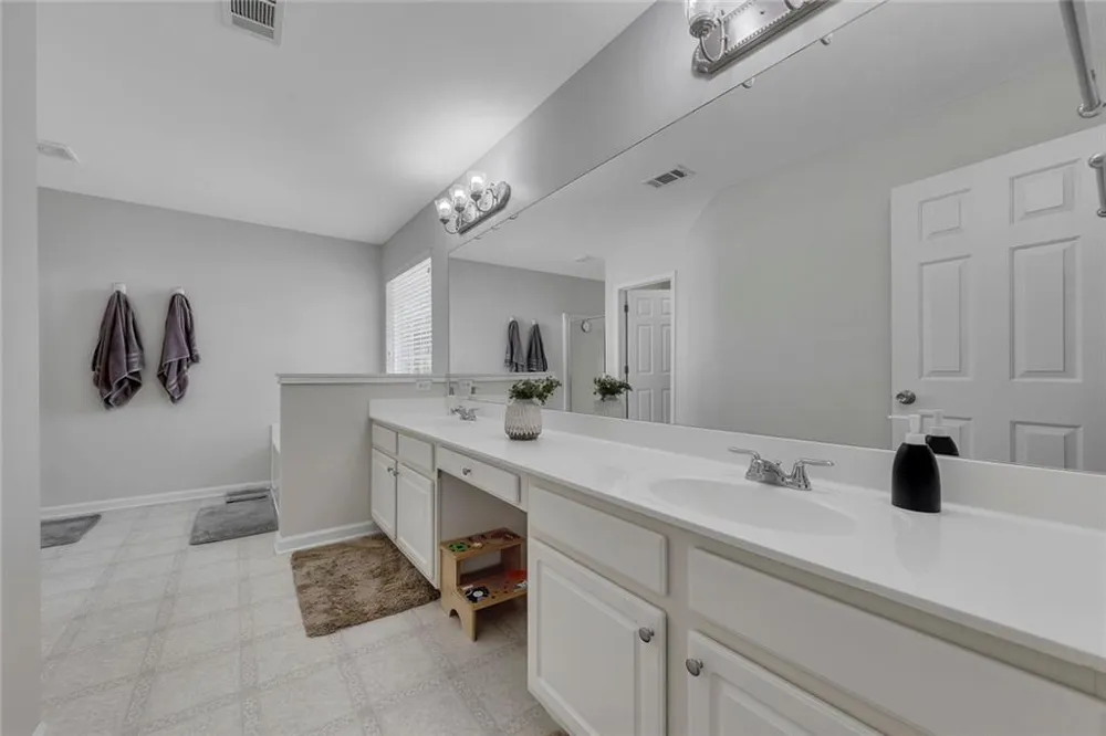 419 Highlands Loop Woodstock, GA 30188
