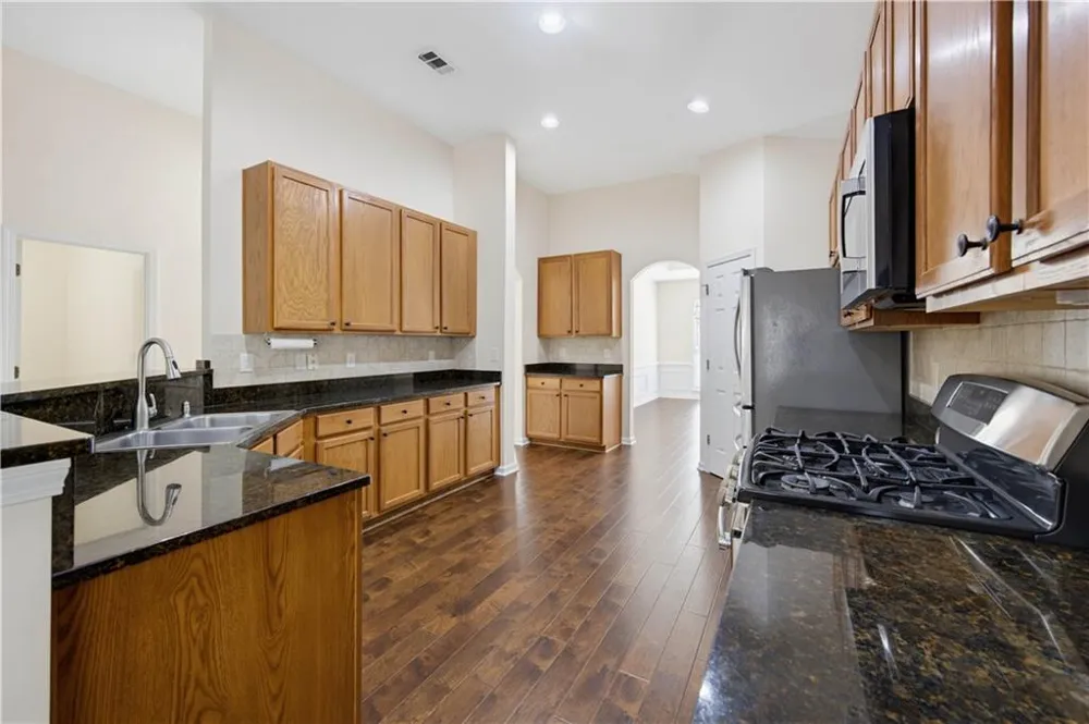 1752 Brackin Court Grayson, GA 30017