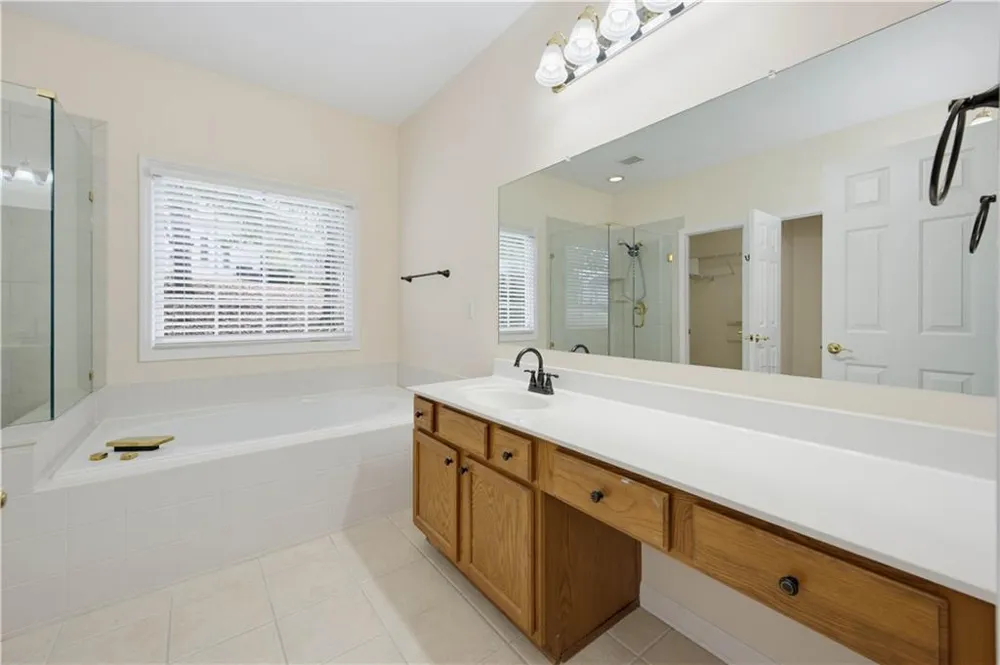 1752 Brackin Court Grayson, GA 30017