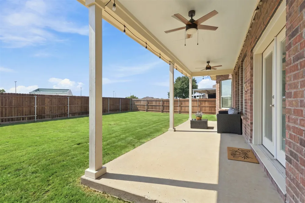 1105 Kimbro Drive Forney, TX 75126