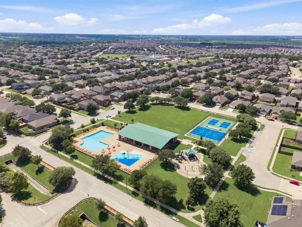 1105 Kimbro Drive Forney, TX 75126