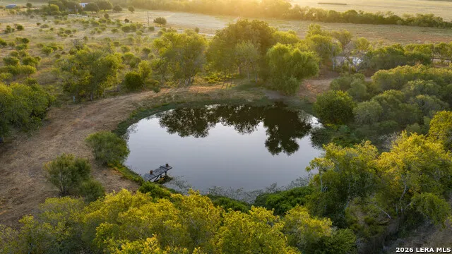 13407 Fm 1346 St Hedwig, TX 78152