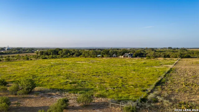 13407 Fm 1346 St Hedwig, TX 78152