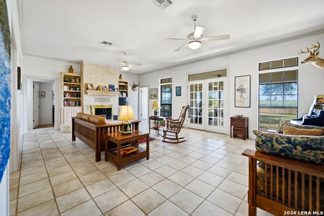 13407 Fm 1346 St Hedwig, TX 78152