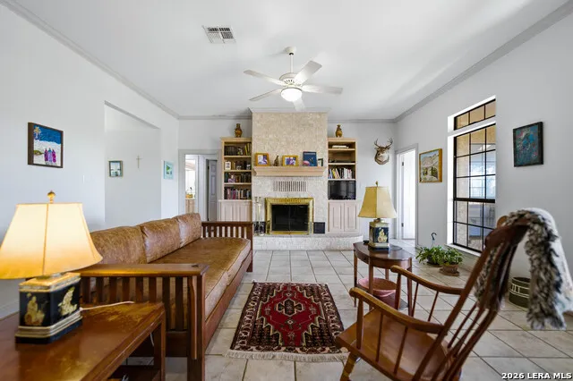 13407 Fm 1346 St Hedwig, TX 78152