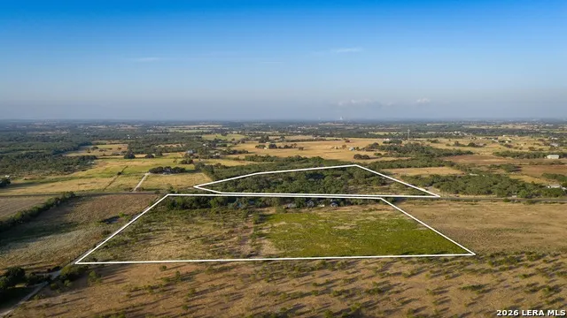 13407 Fm 1346 St Hedwig, TX 78152