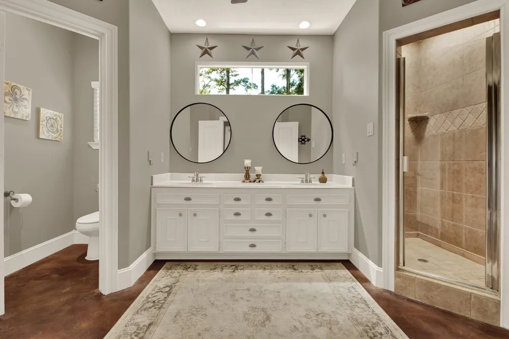 12102 Oak Bluff Drive Houston, TX 77070