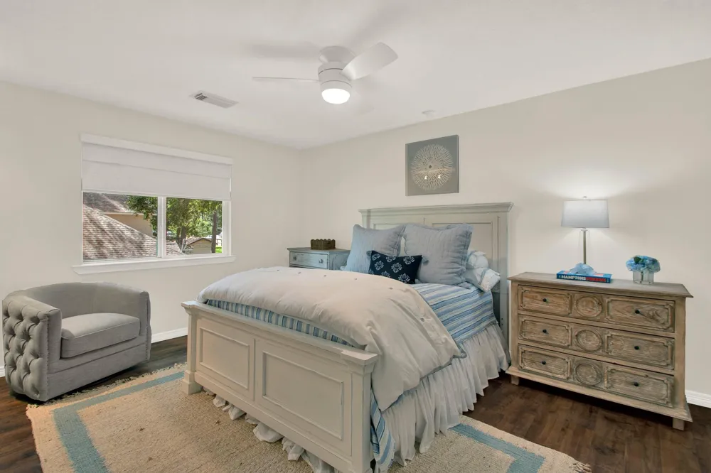 12102 Oak Bluff Drive Houston, TX 77070