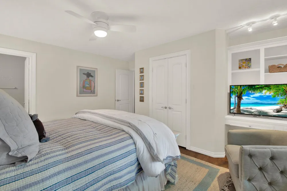 12102 Oak Bluff Drive Houston, TX 77070