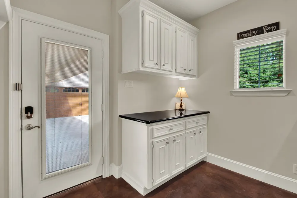 12102 Oak Bluff Drive Houston, TX 77070