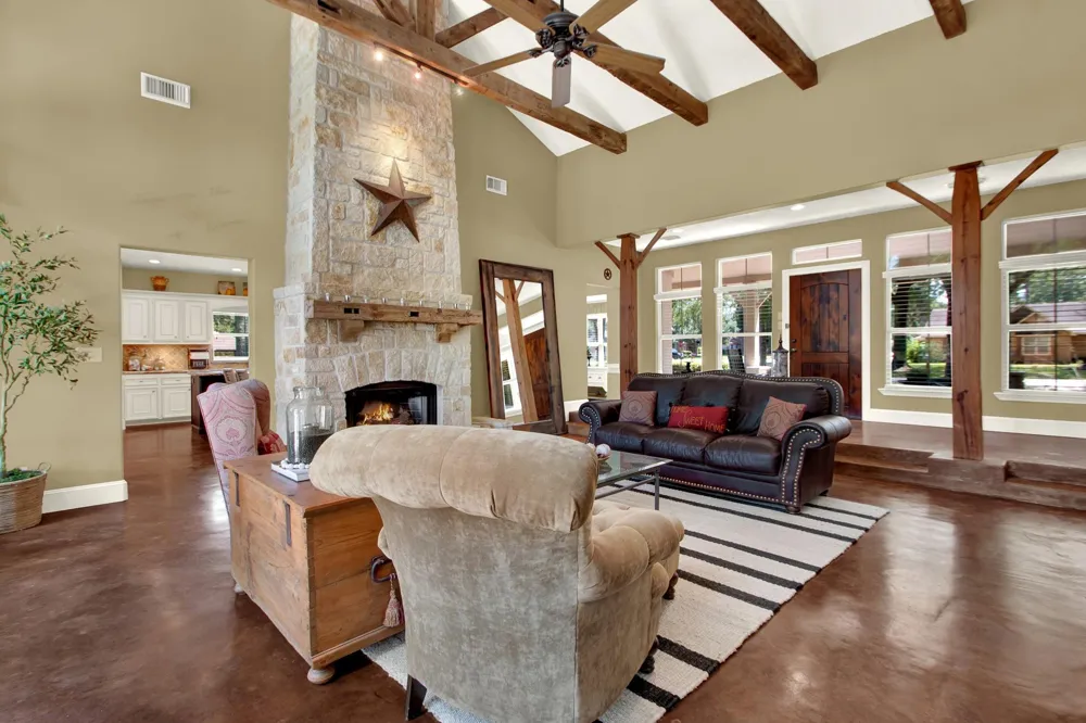 12102 Oak Bluff Drive Houston, TX 77070