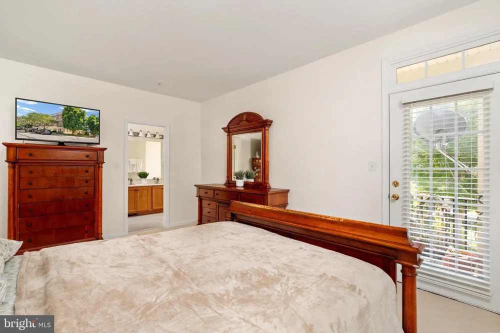 43643 MCDOWELL SQUARE Leesburg, VA 20176