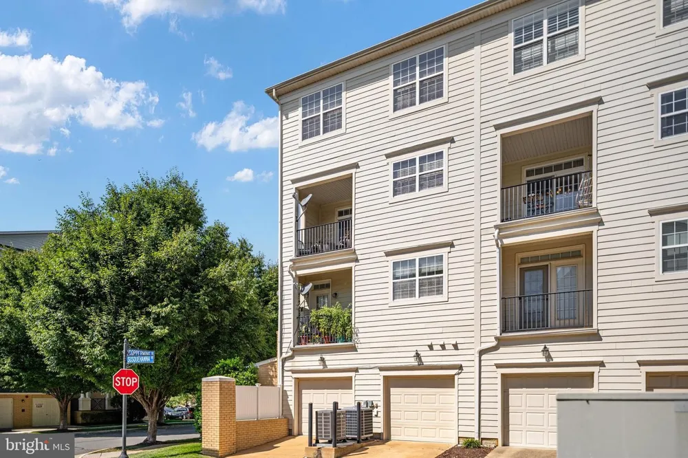 43643 MCDOWELL SQUARE Leesburg, VA 20176