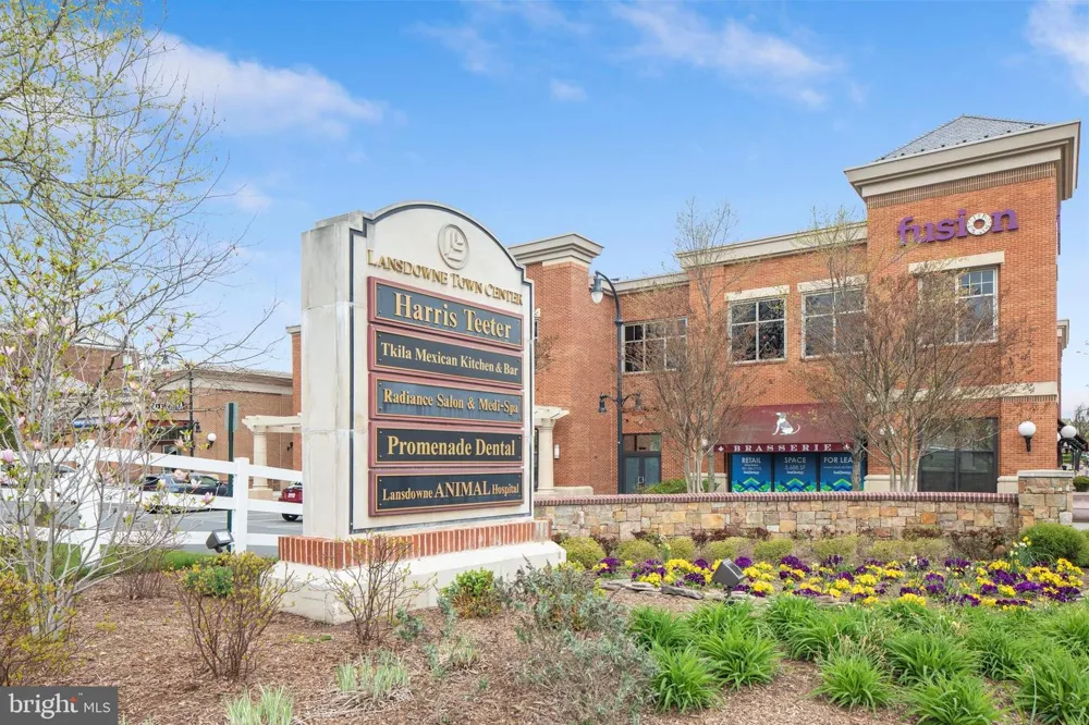 43643 MCDOWELL SQUARE Leesburg, VA 20176