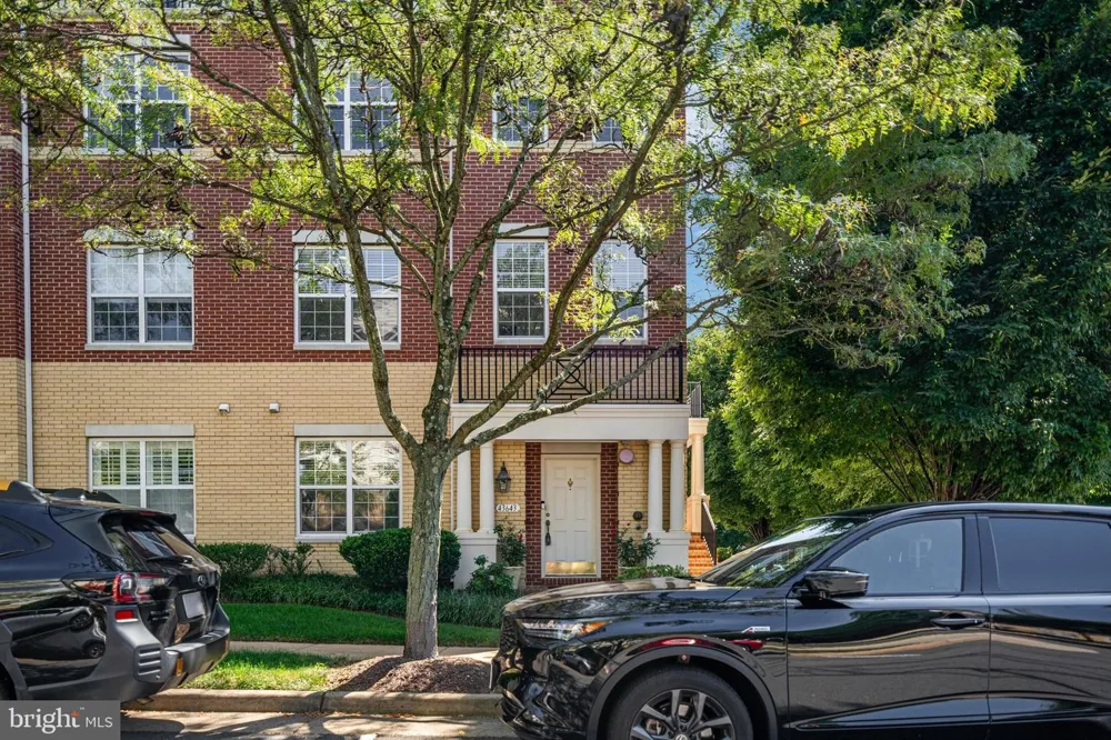 43643 MCDOWELL SQUARE Leesburg, VA 20176
