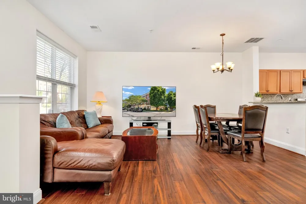 43643 MCDOWELL SQUARE Leesburg, VA 20176