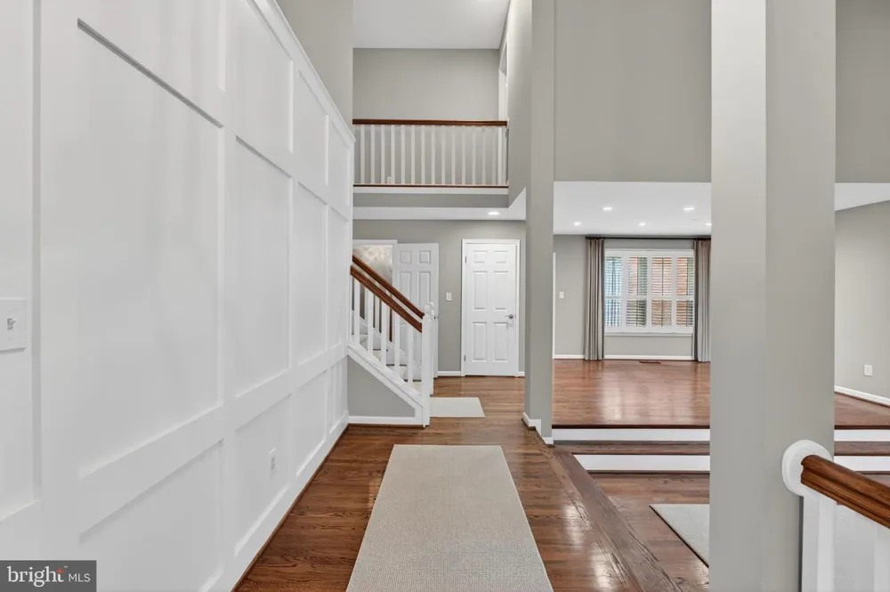 6 NEARFIELD ROAD Lutherville Timonium, MD 21093