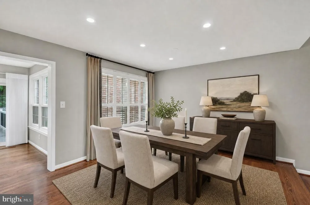 6 NEARFIELD ROAD Lutherville Timonium, MD 21093